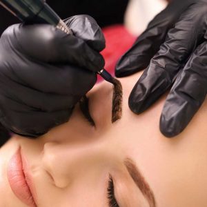 Sombreado de cejas (henna)